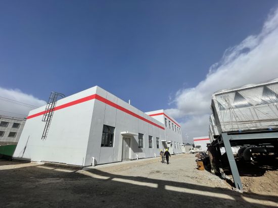 图为银河
兴海清洁能源有限公司子科滩镇、河卡镇项目建成开始供热。曹有山 摄