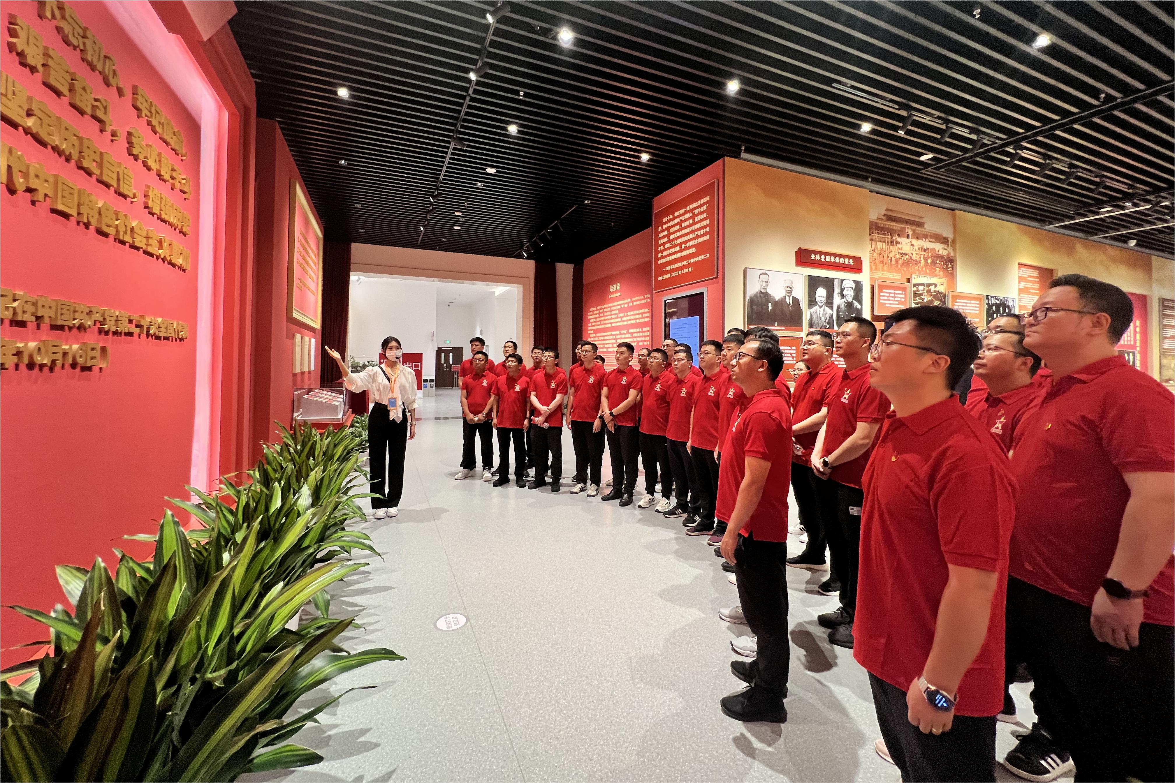 1702620207929061970.jpg 1澳门银河
“青马工程”学员到香山革命纪念馆开展红色教育.jpg