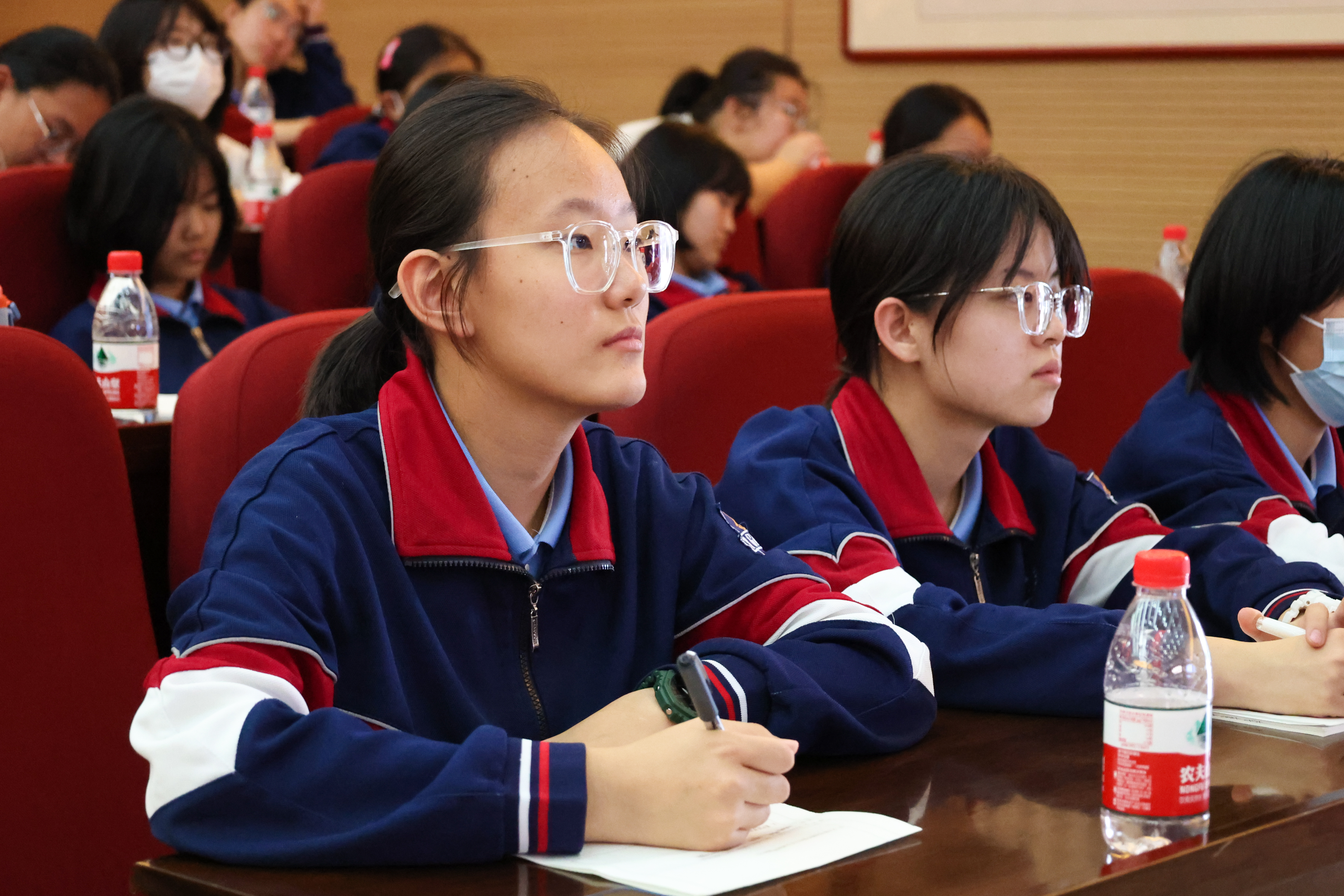 银河
启明星课堂-6.jpg